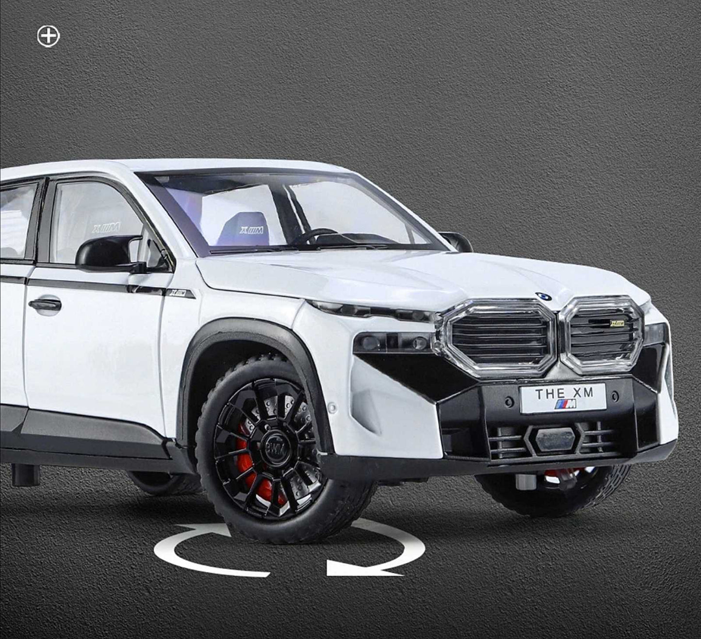 Metalni BMW XM sa svetlećim farovima koji otvara vrata, gepek i haubu