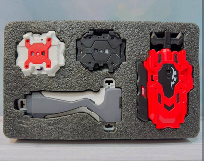 Kompletan Beyblade set sa potezačima i pištoljima za ispaljivanje