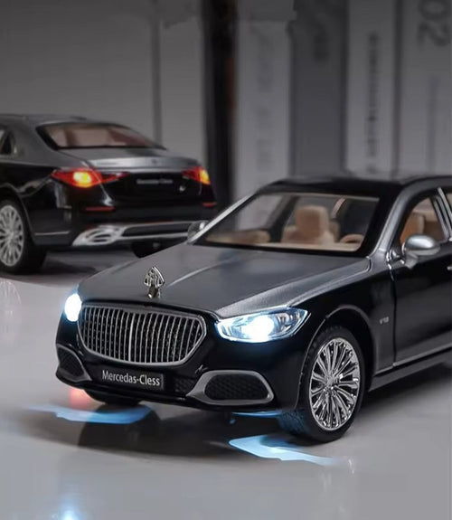 Mercedes Maybach S680 – Luksuzni Metalni Model 1:24 sa Svetlima i Zvukom