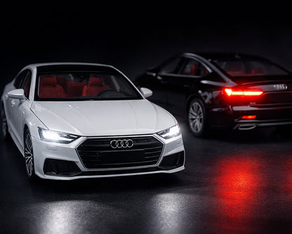 Audi A7 1:24 – Premium metalni model + personalizovane tablice