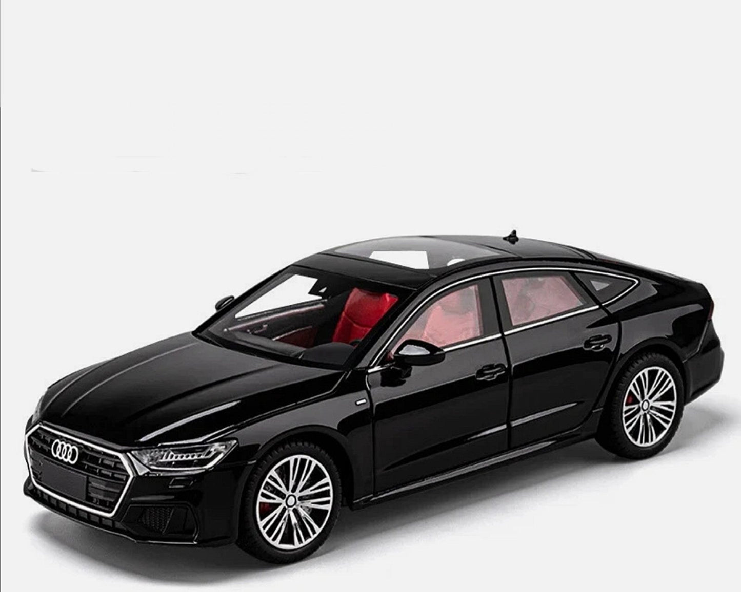 Audi A7 1:24 – Premium metalni model + personalizovane tablice