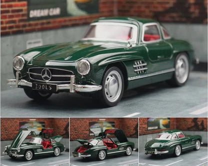 Mercedes-Benz 300SL sa poklon personalizovanim tablicama