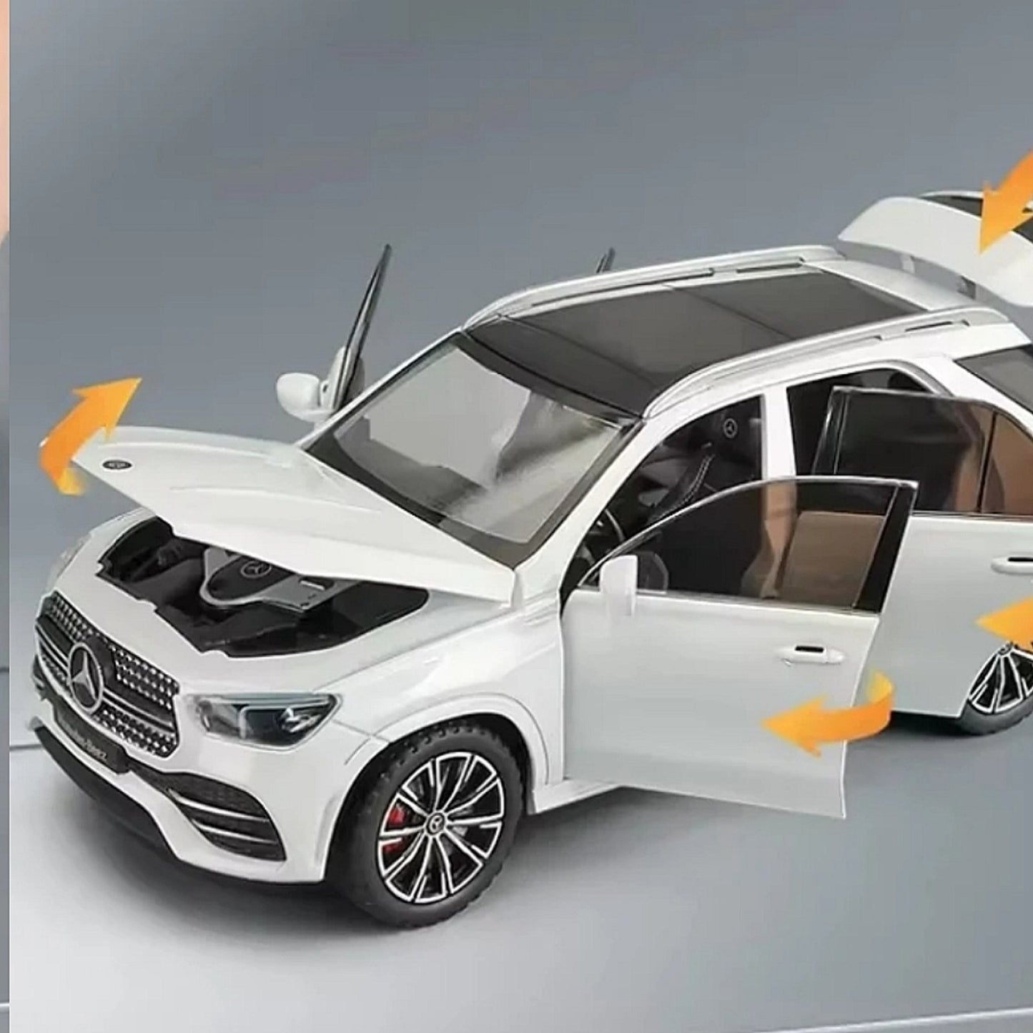 🚗 Mercedes GLE 350 – Metalni model sa svetlosnim i muzičkim efektima