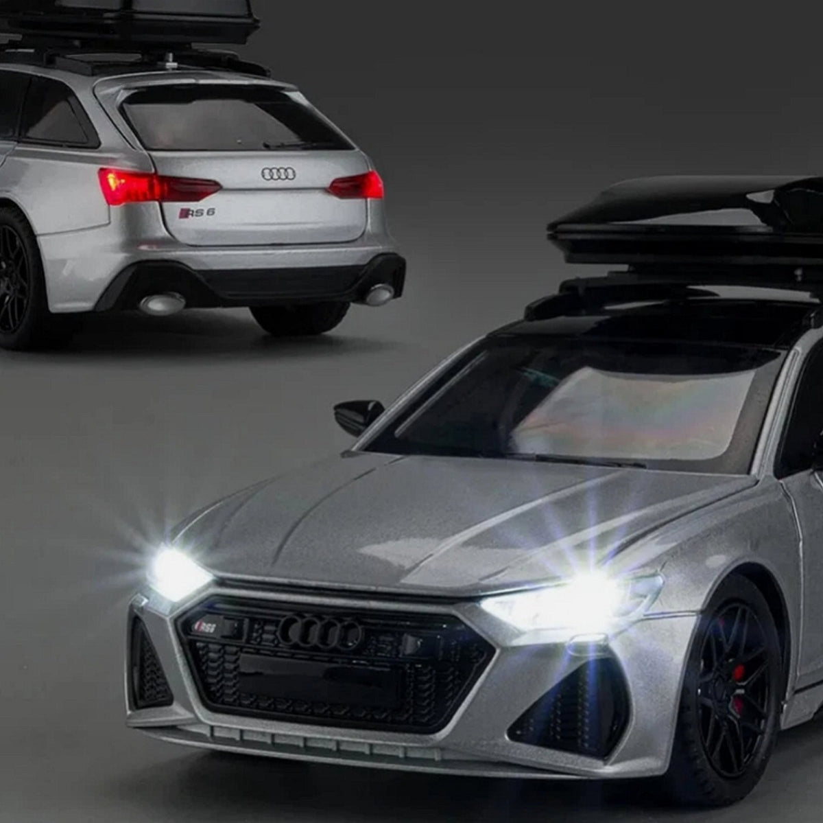 Audi RS6 1:24 Metalni Model Automobila sa Poklon Tablicama